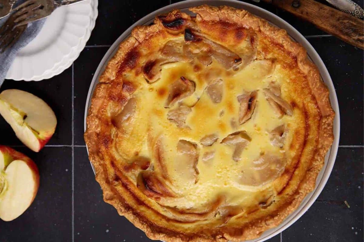 A close up shot of apple pie.