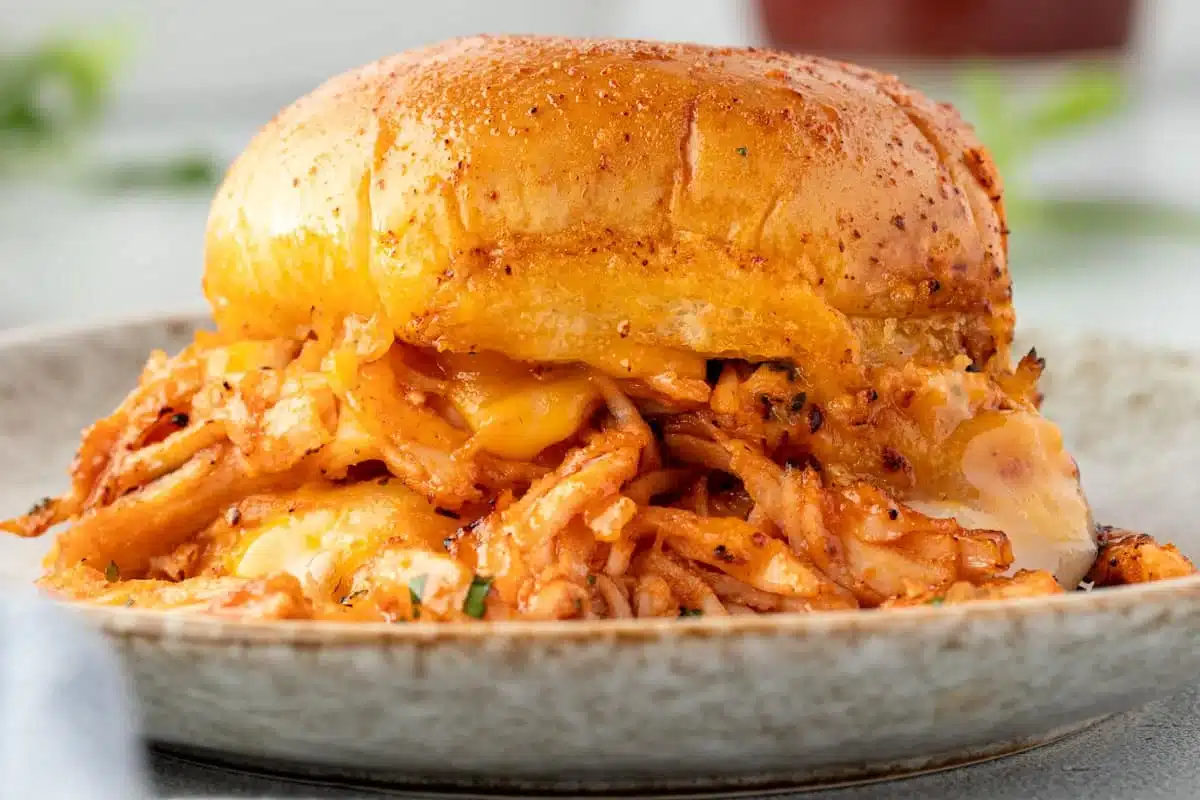 Close up shot of chicken sliders.