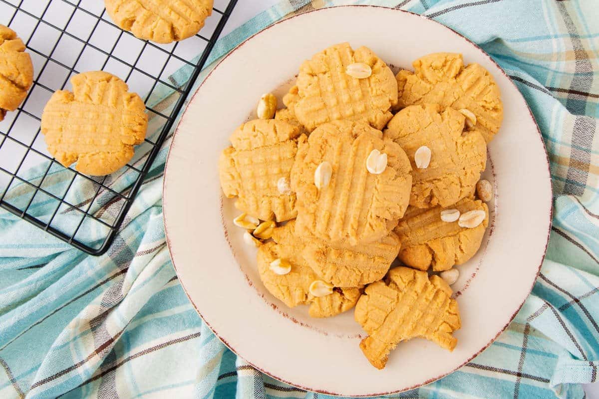 A close up shot of peanut butter cookies.