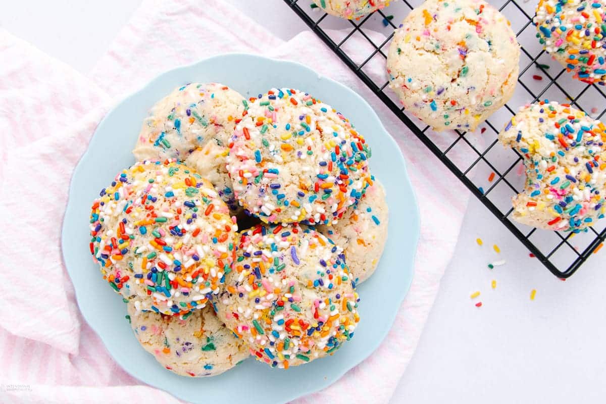 Close up shot of Funfetti cookies.