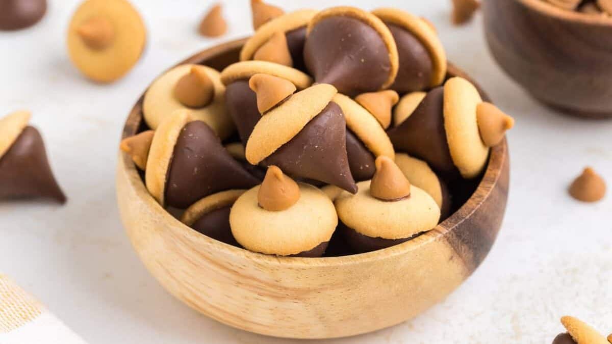 A close up shot of Acorn Cookies.